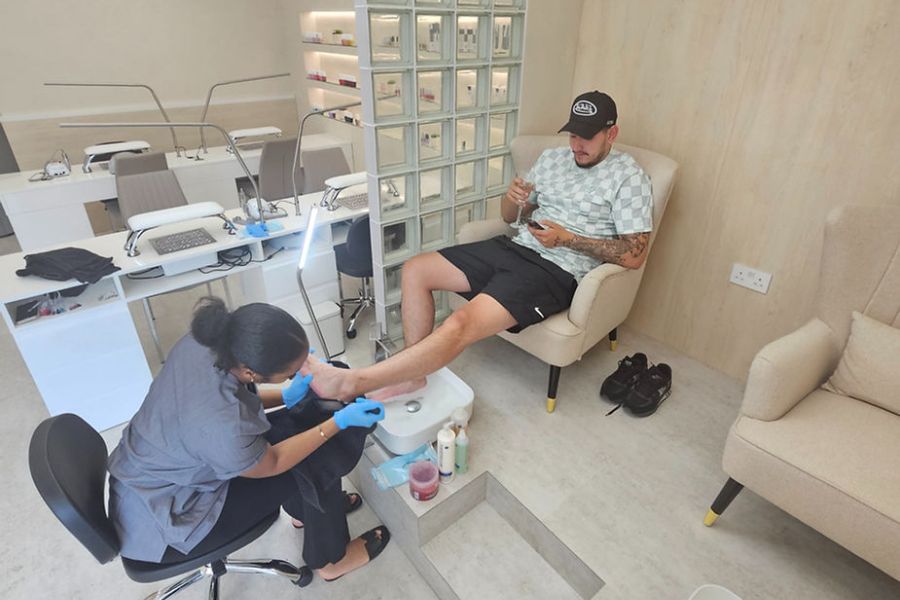 Elevate Your Grooming Routine with Male Pedicures at Skinoza Nail Salon in Greenwich, London!