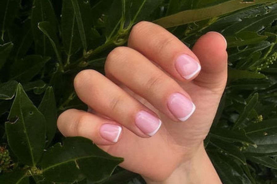 Discover the Best Manicure Services at Skinoza Nail Salon in Greenwich, London